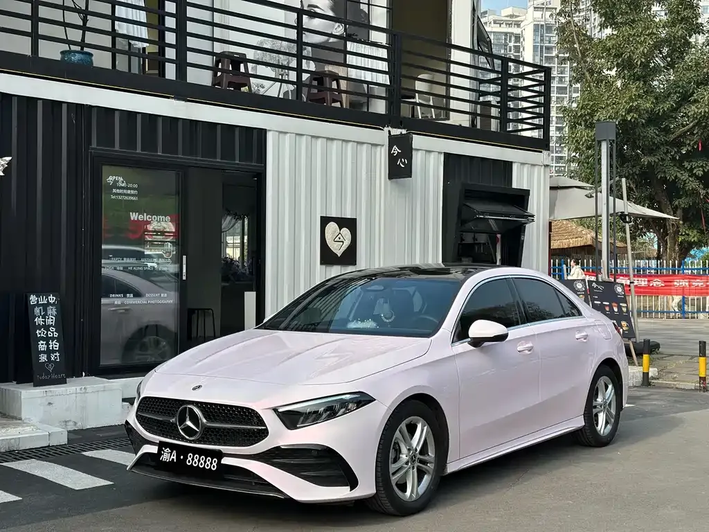 Mercedes-Benz A-Class — фото 1