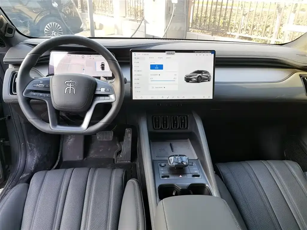 BYD L EV 2025 из CN, фото 3