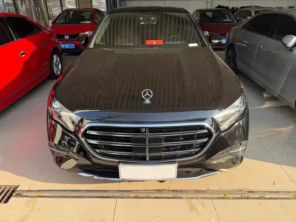 Mercedes-Benz E-Class 2024 из CN, фото 4