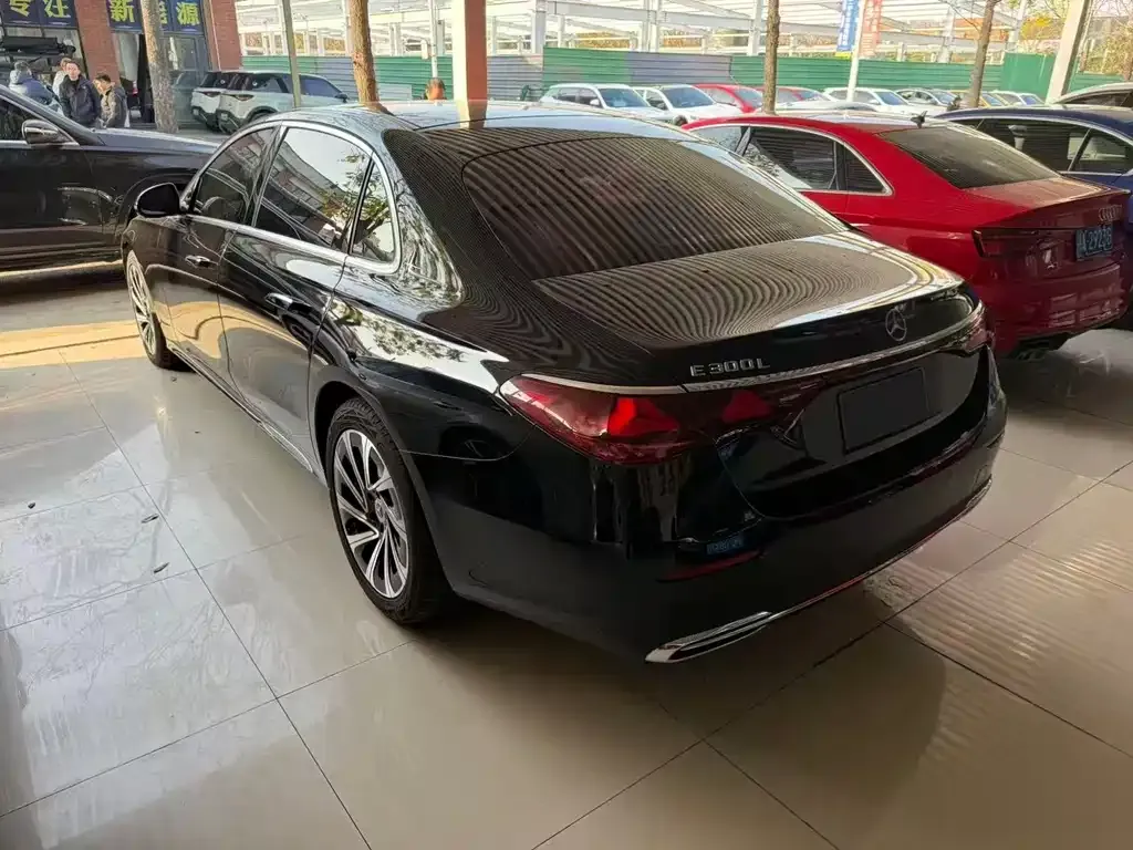 Mercedes-Benz E-Class 2024 из CN, фото 10