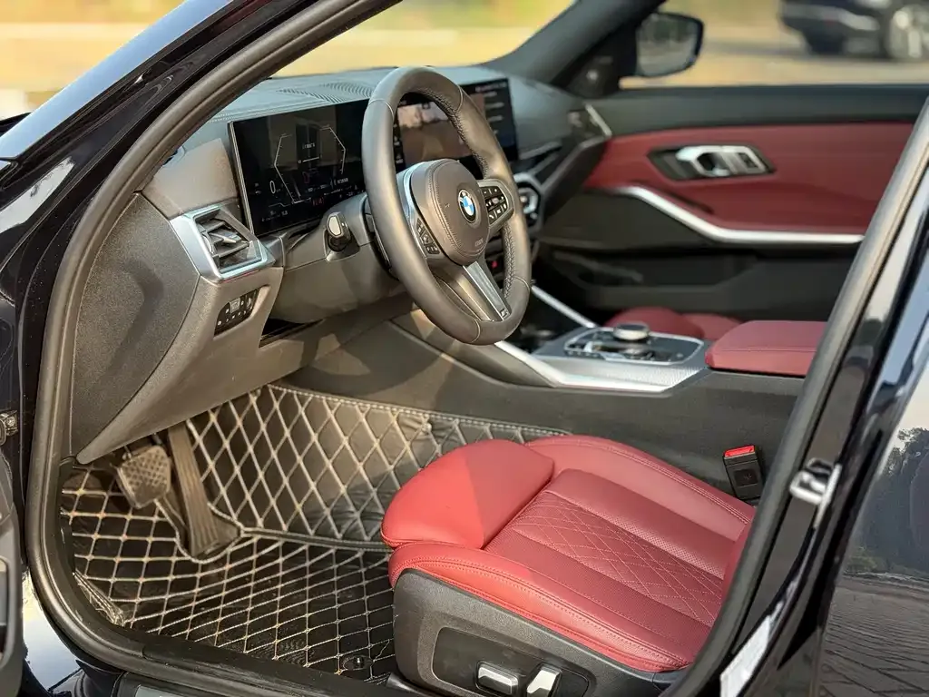 BMW 3 Series 2023 из CN, фото 4