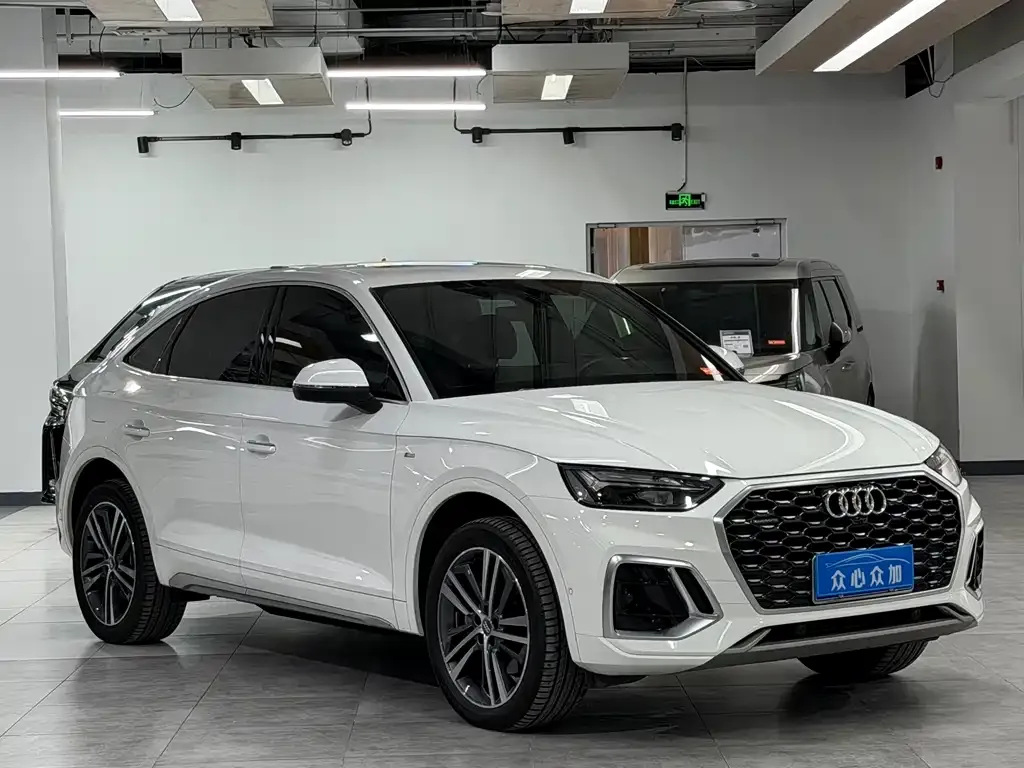 Audi Q5L Sportback 2021 из CN, фото 8