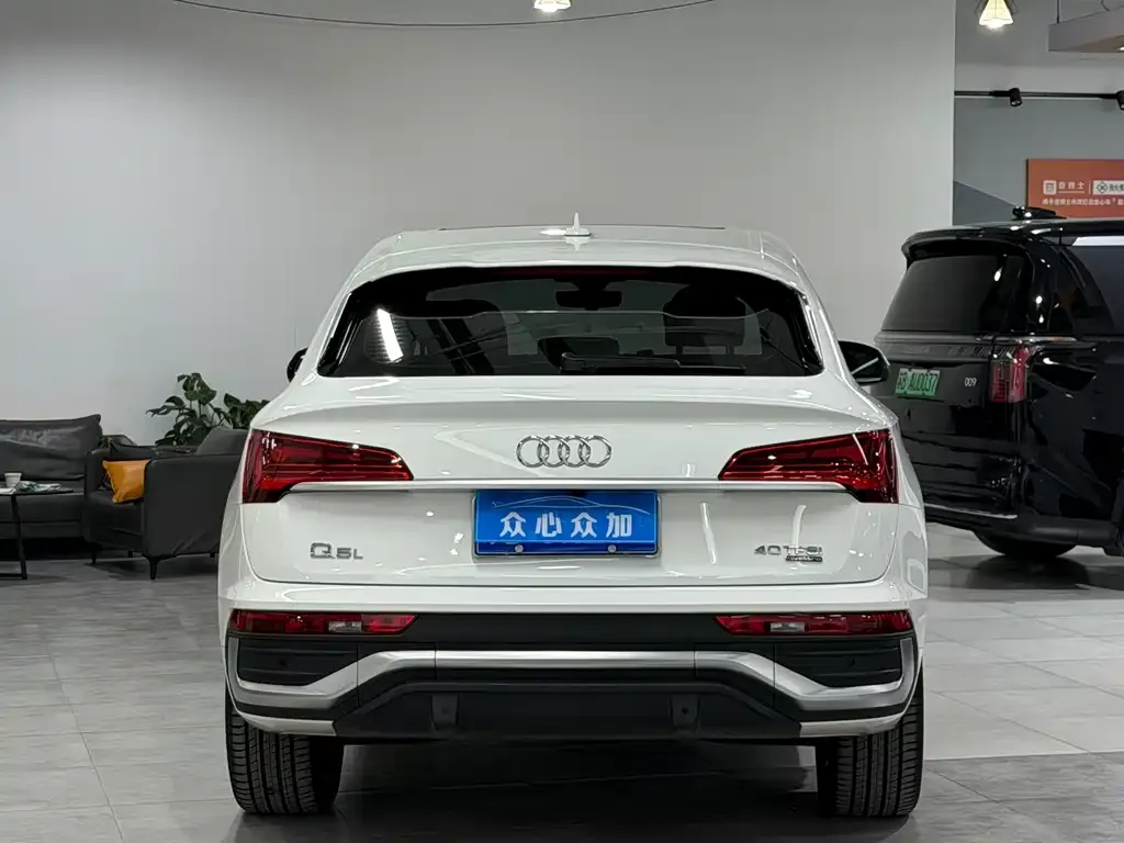 Audi Q5L Sportback 2021 из CN, фото 4