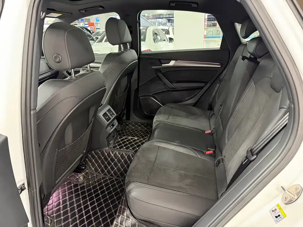 Audi Q5L Sportback 2021 из CN, фото 7