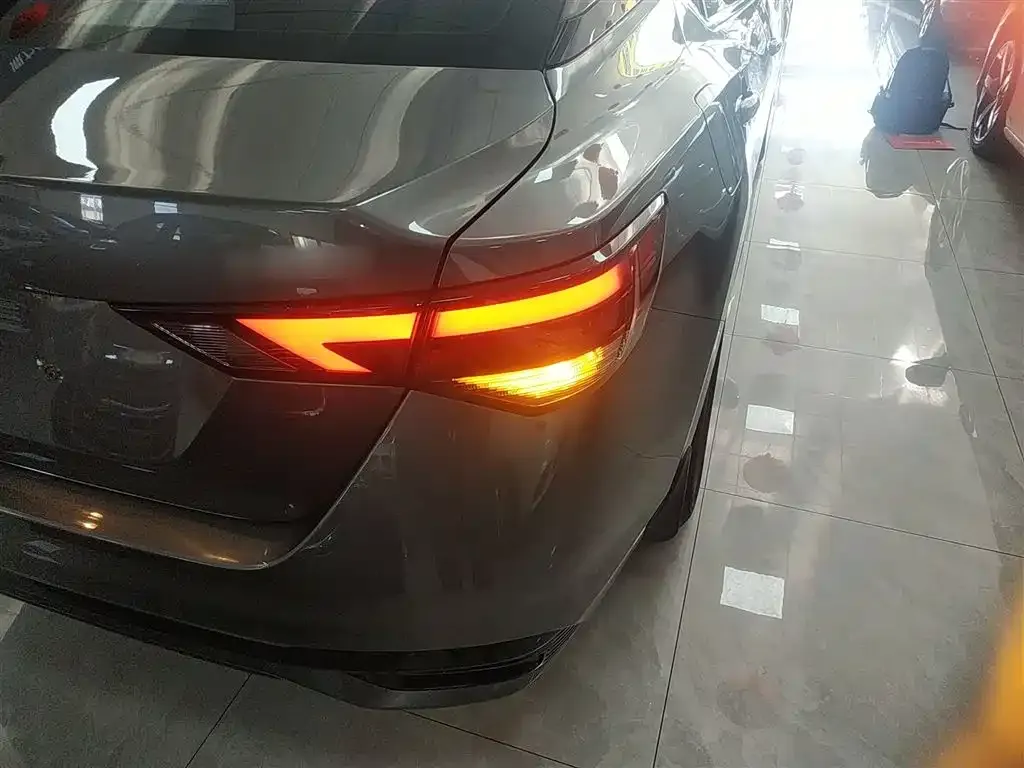 Nissan Sylphy 2025 из CN, фото 4