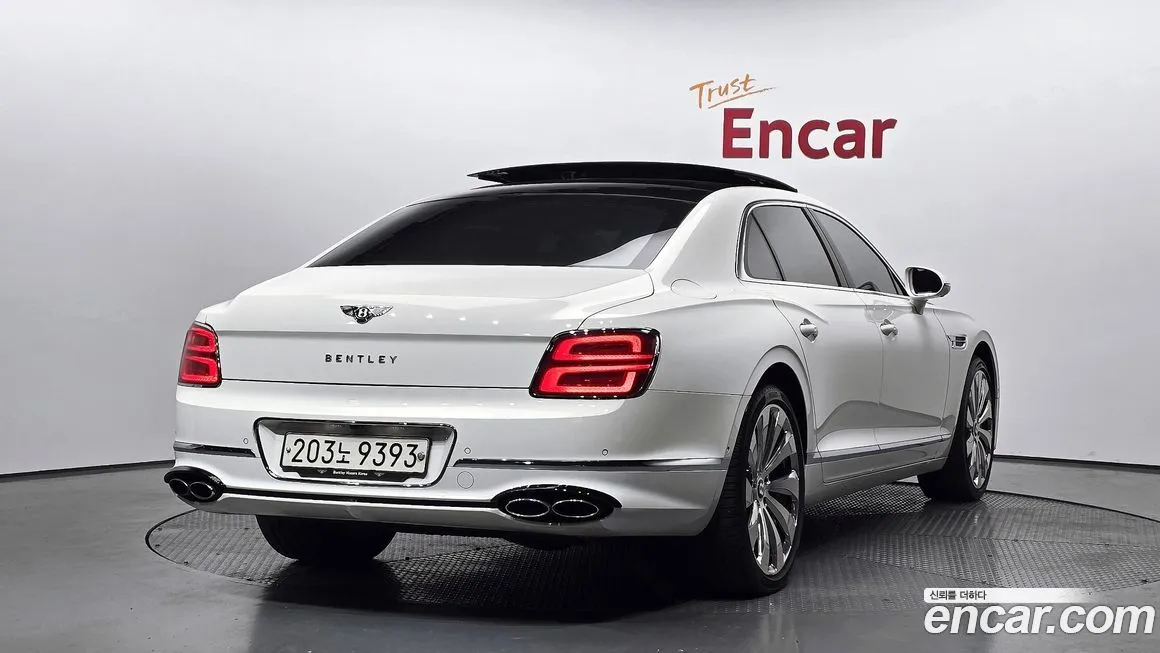 Bentley Flying Spur 2022 из KR, фото 2
