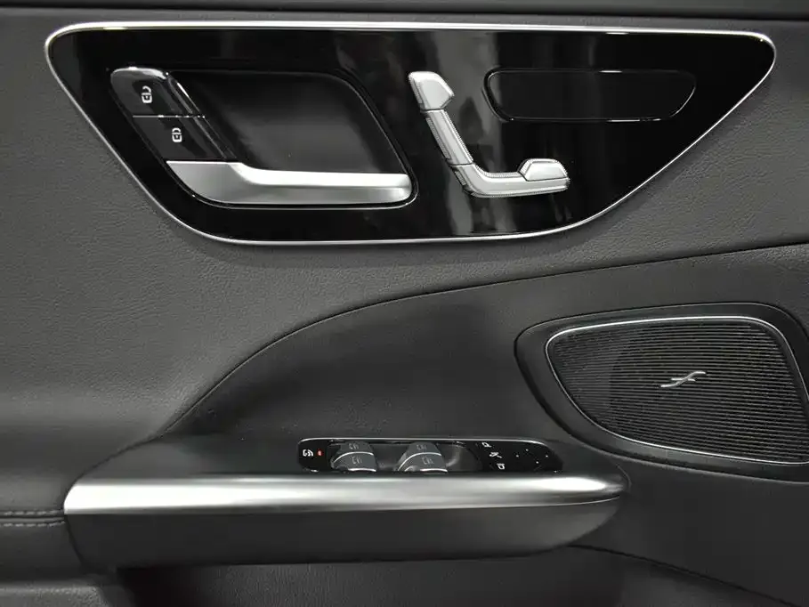 Mercedes-Benz C-Class 2022 из CN, фото 2