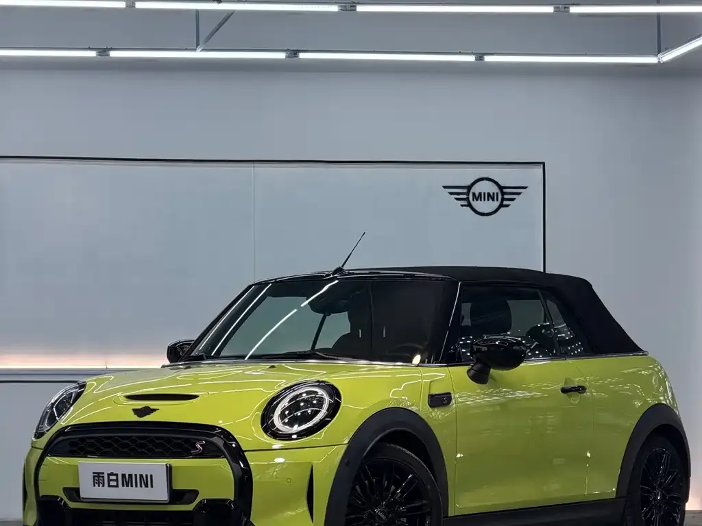 MINI Cooper (3-door) 2022 из CN, фото 2