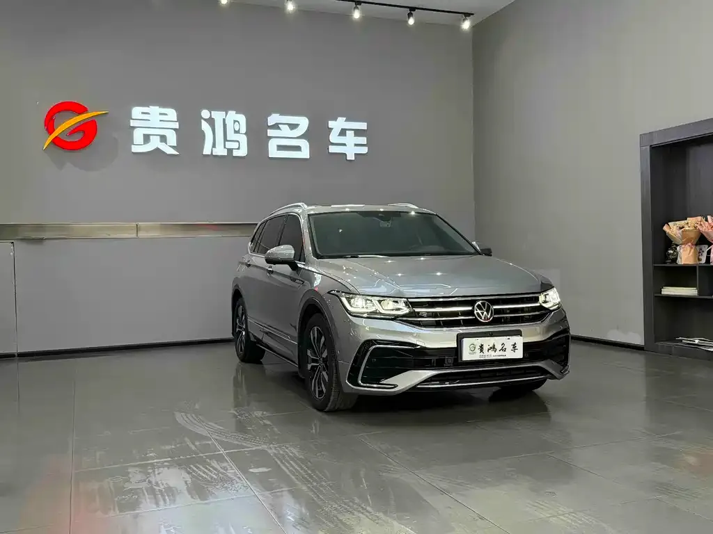 Volkswagen Tiguan L 2021 из CN, фото 3
