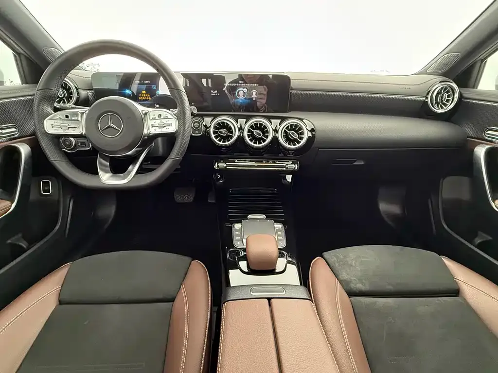Mercedes-Benz A-Class — фото 4