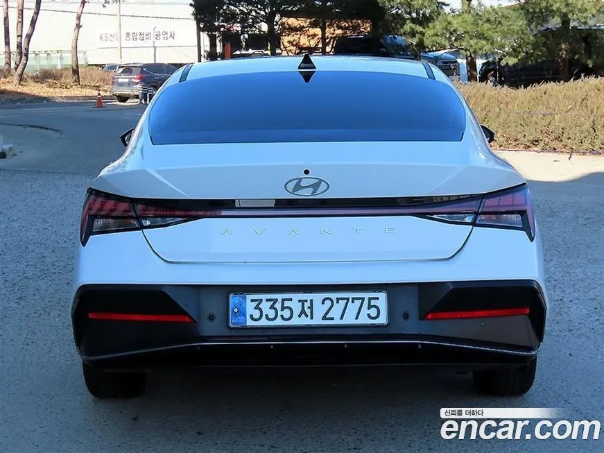 Hyundai AVANTE 2024 из KR, фото 3