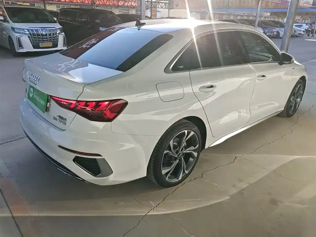 Audi A3 2024 из CN, фото 7