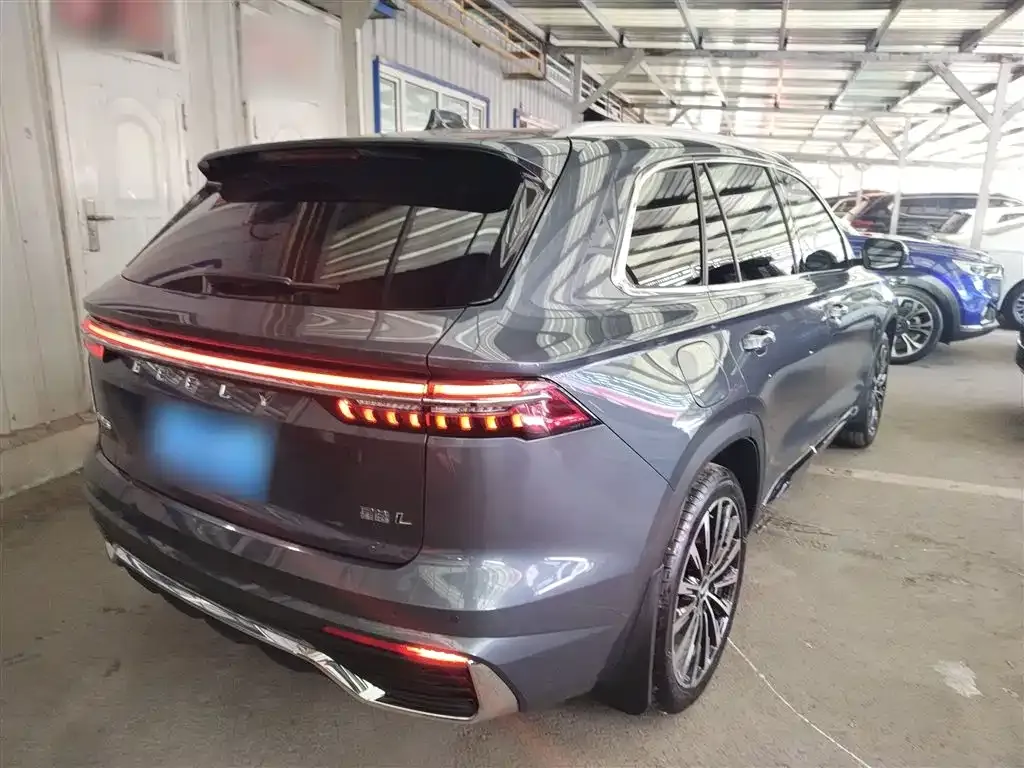 Geely Xingyue L — фото 4