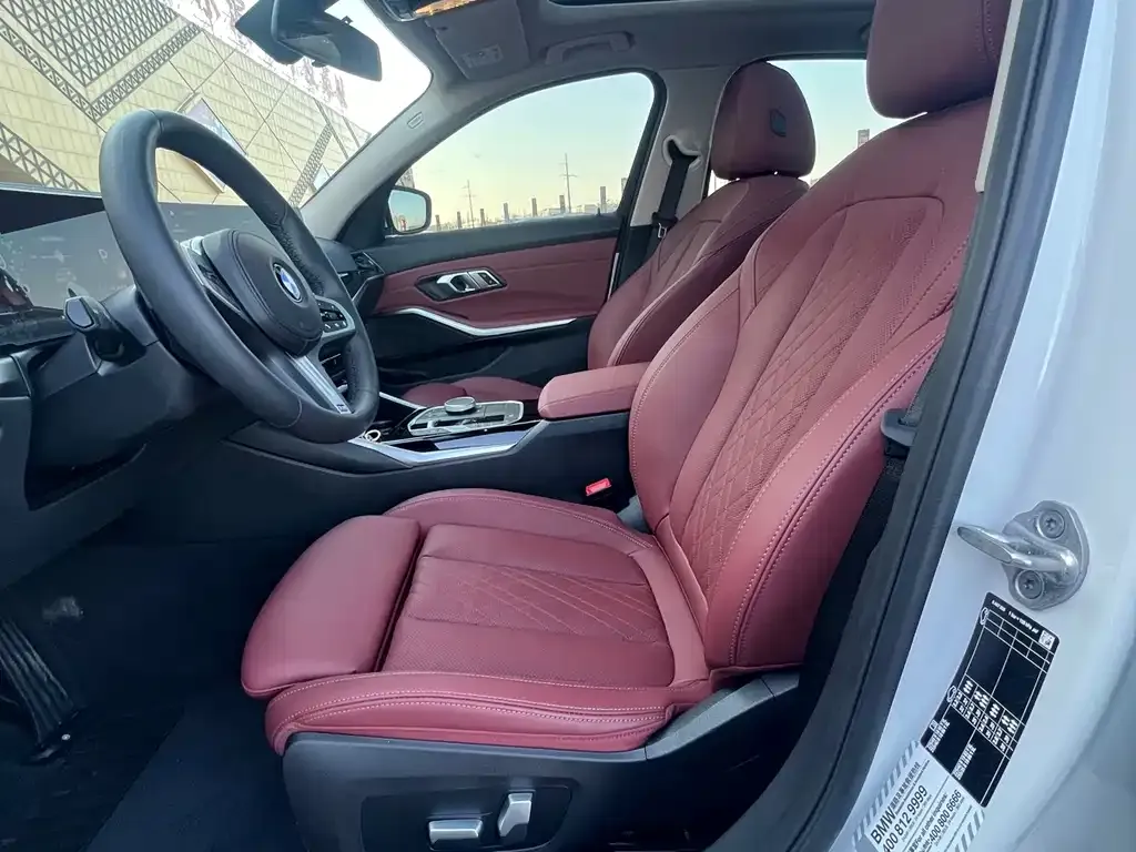 BMW 3 Series 2023 из CN, фото 6
