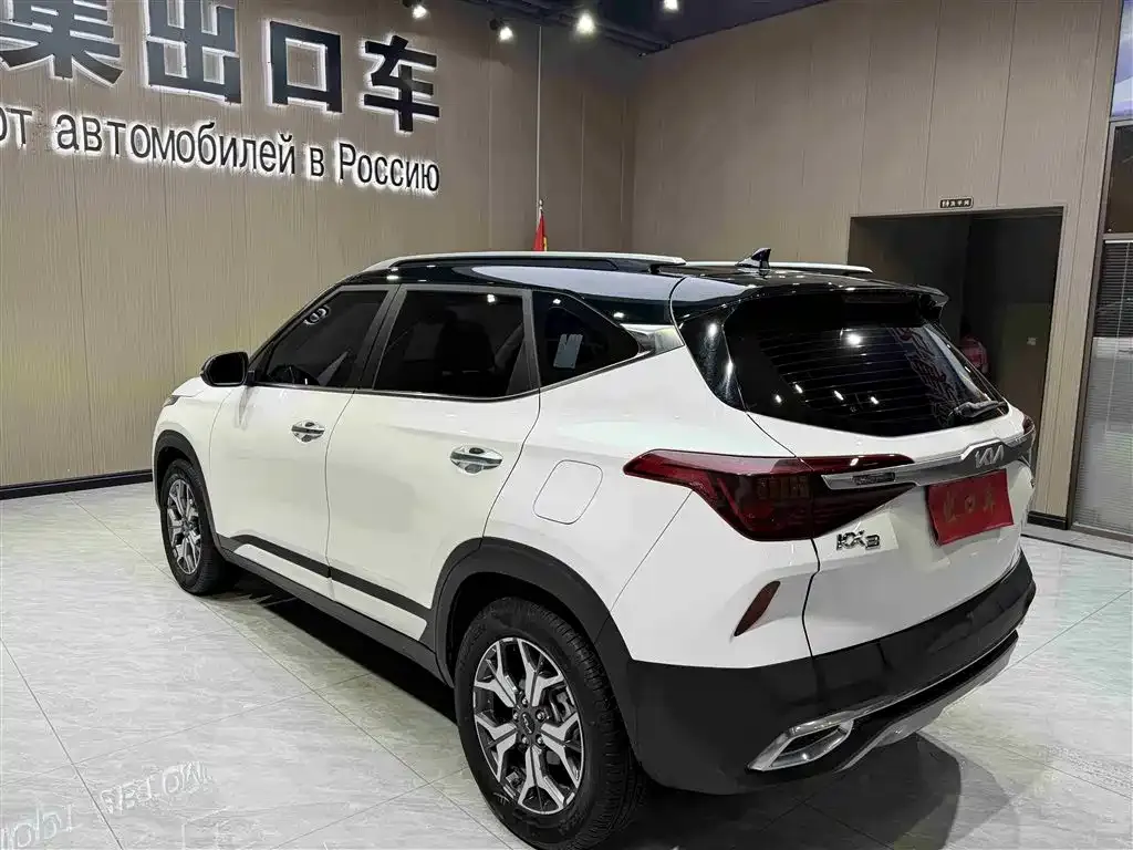 Kia KX3 2022 из CN, фото 6