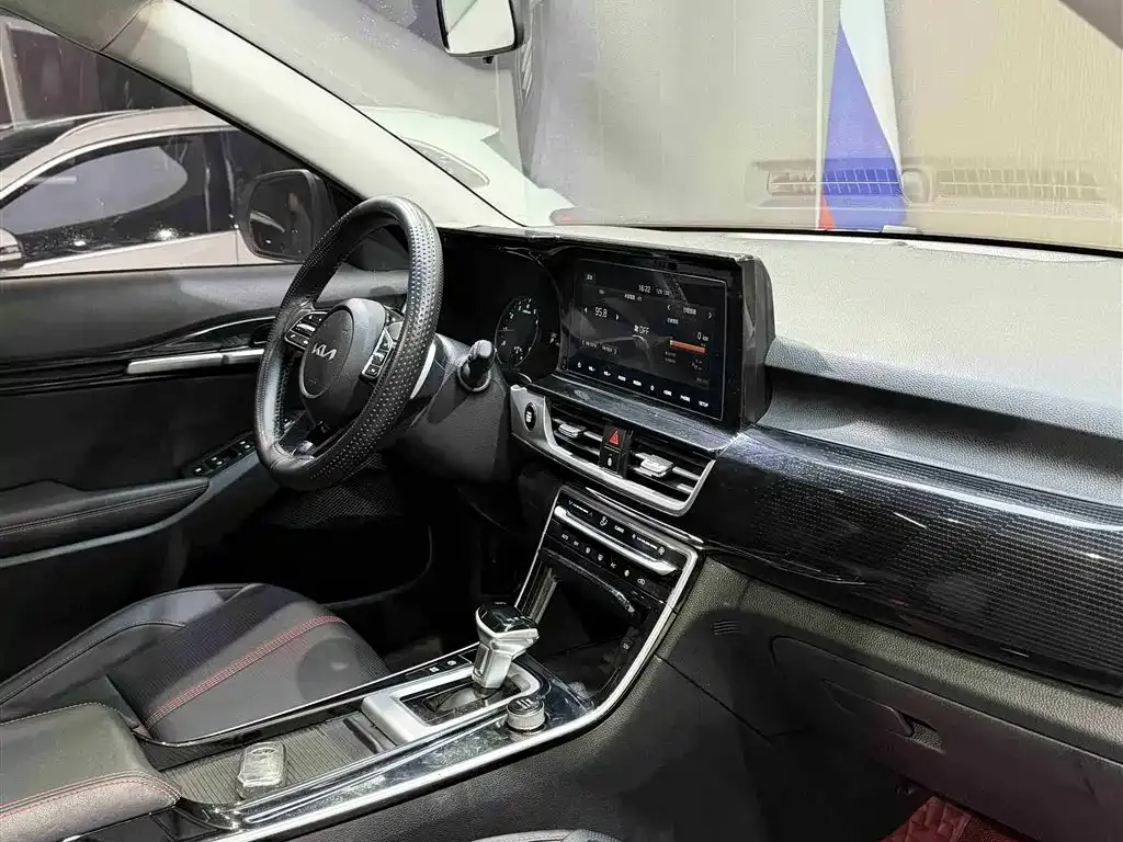 Kia KX3 2022 из CN, фото 9