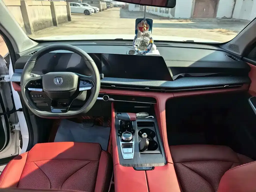 Changan CS75PLUS 2023 из CN, фото 2