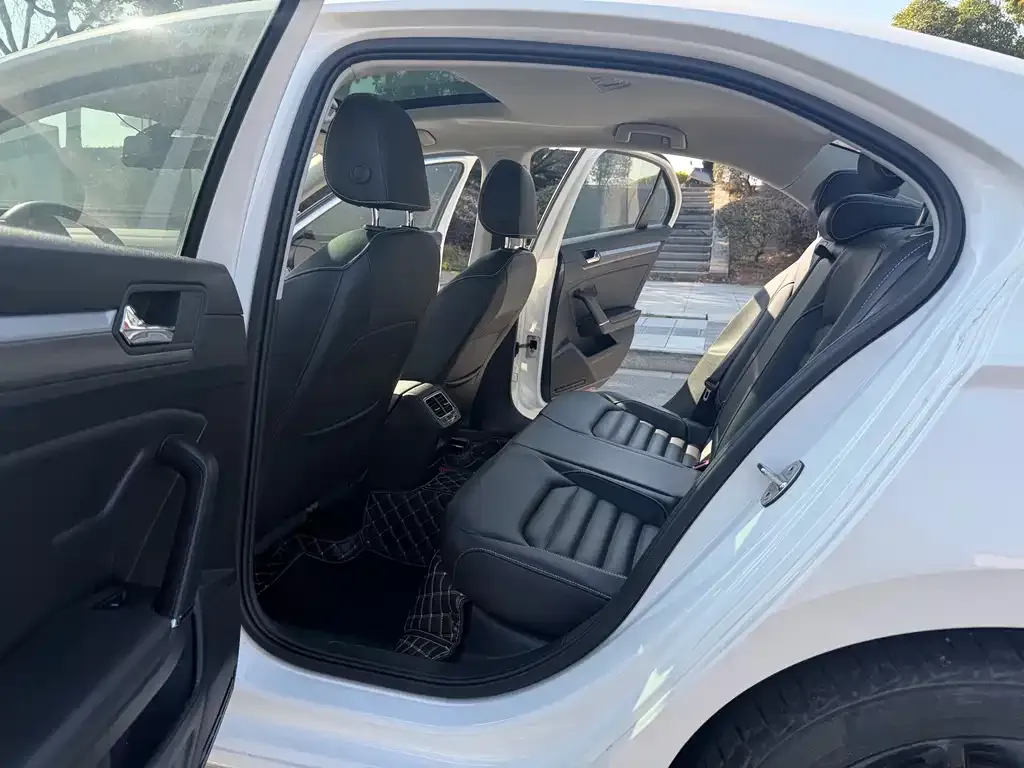 Volkswagen Lamando 2022 из CN, фото 10