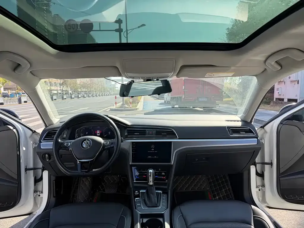 Volkswagen Lamando 2022 из CN, фото 2