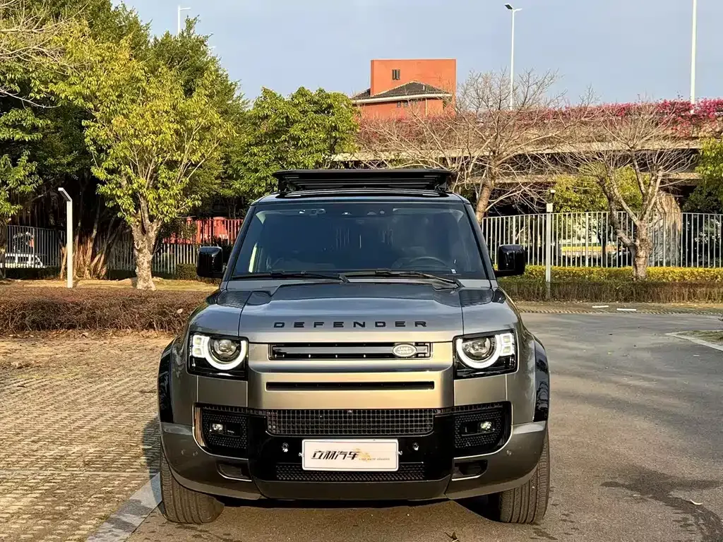Land Rover Defender — фото 9