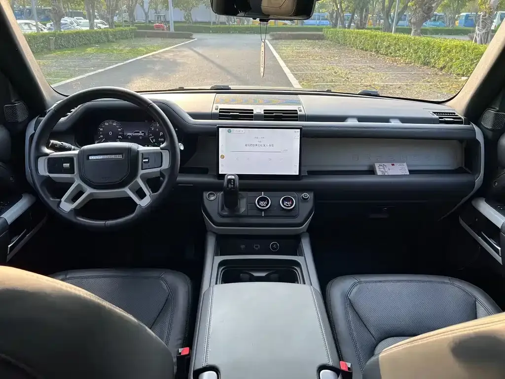 Land Rover Defender — фото 3