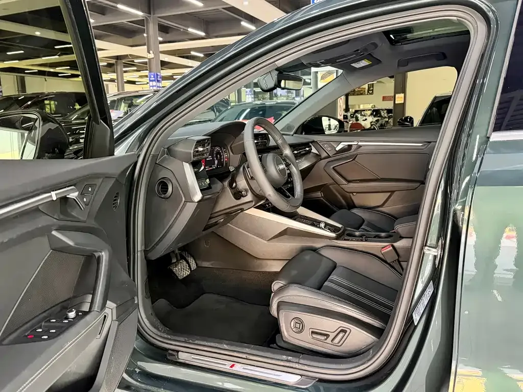 Audi A3 2022 из CN, фото 7