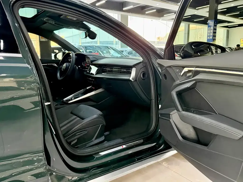 Audi A3 2022 из CN, фото 8