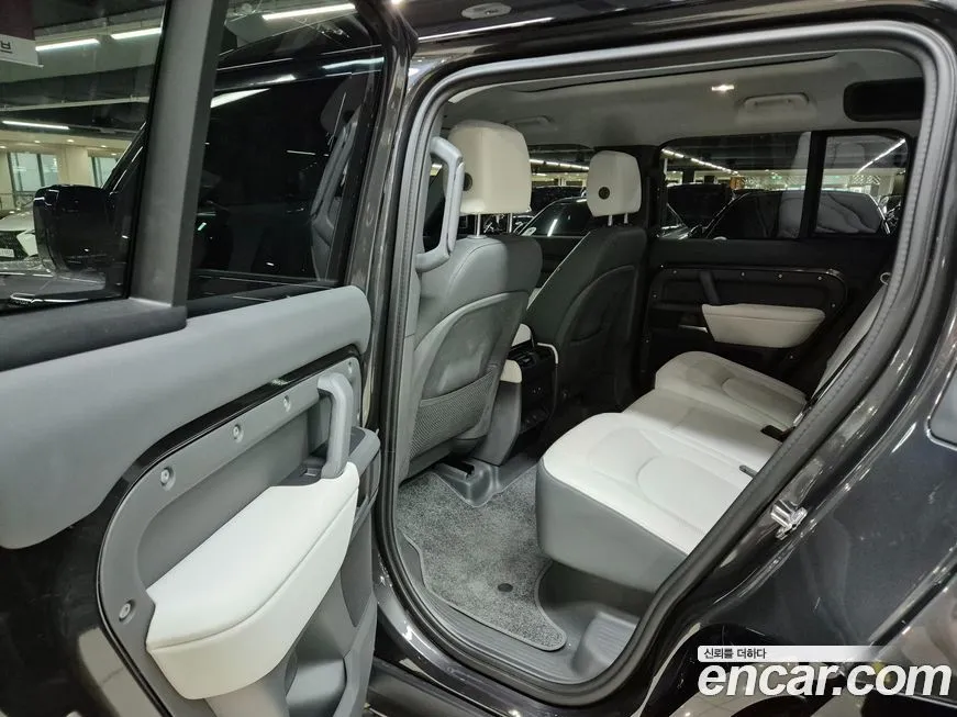 Land Rover Defender 2025 из KR, фото 9