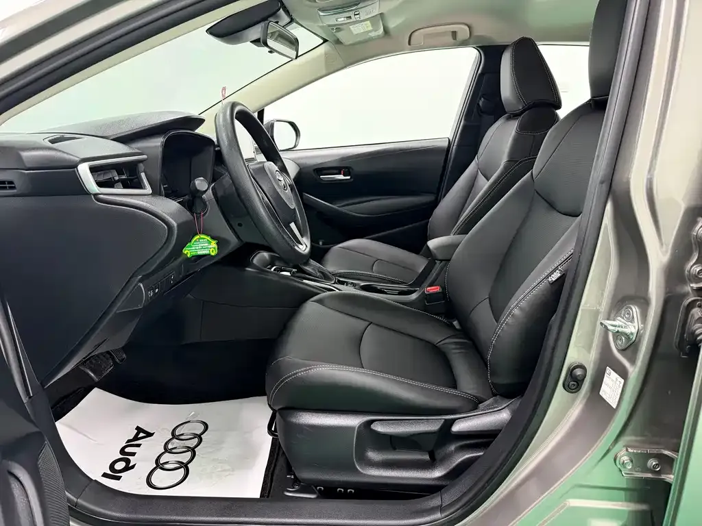 Toyota Corolla 2021 из CN, фото 10