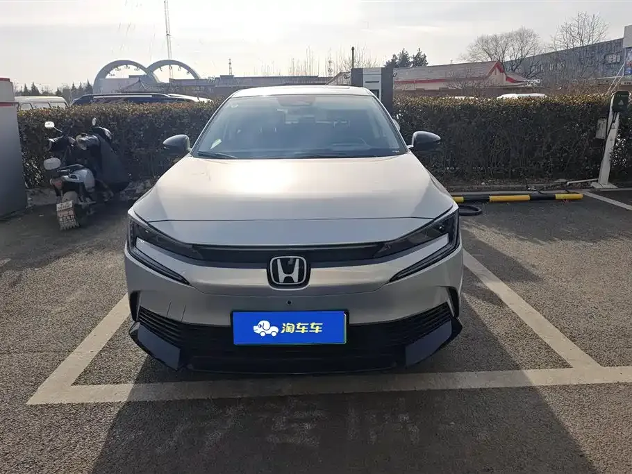 Honda e:NP2 2024 из CN, фото 6