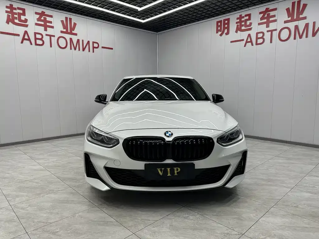 BMW 1 Series 2022 из CN, фото 3