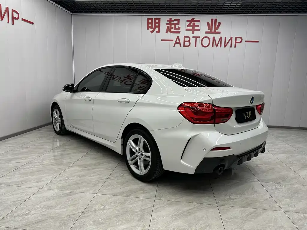 BMW 1 Series 2022 из CN, фото 8
