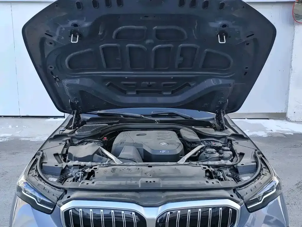 BMW 5 Series 2024 из CN, фото 5