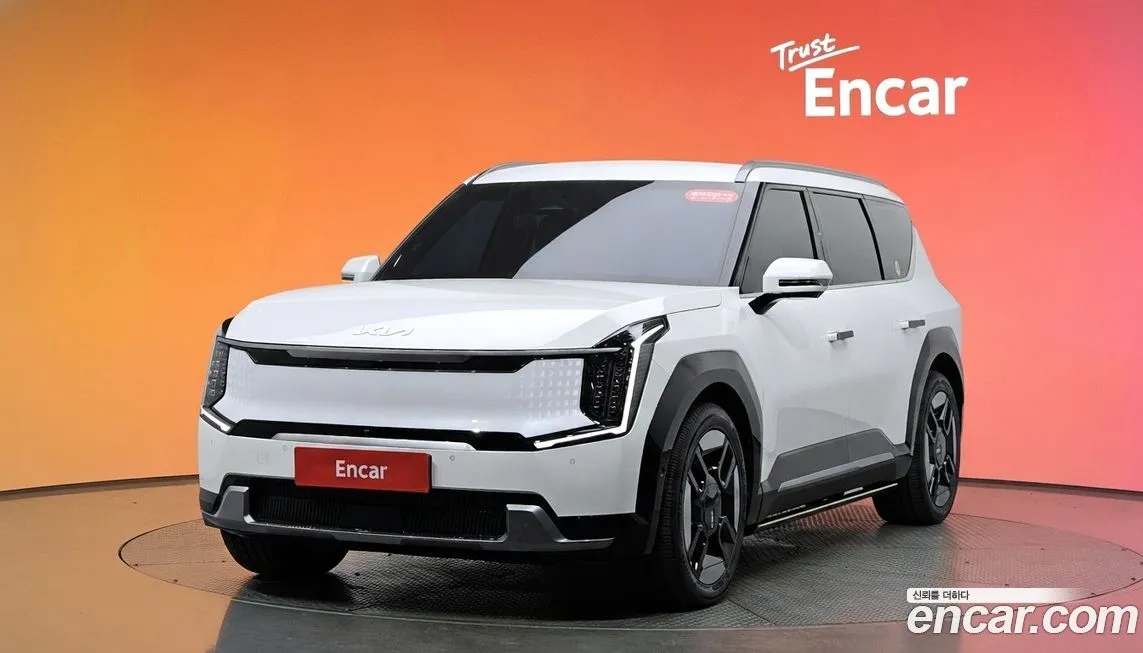 Kia EV9 2024 из KR, фото 1