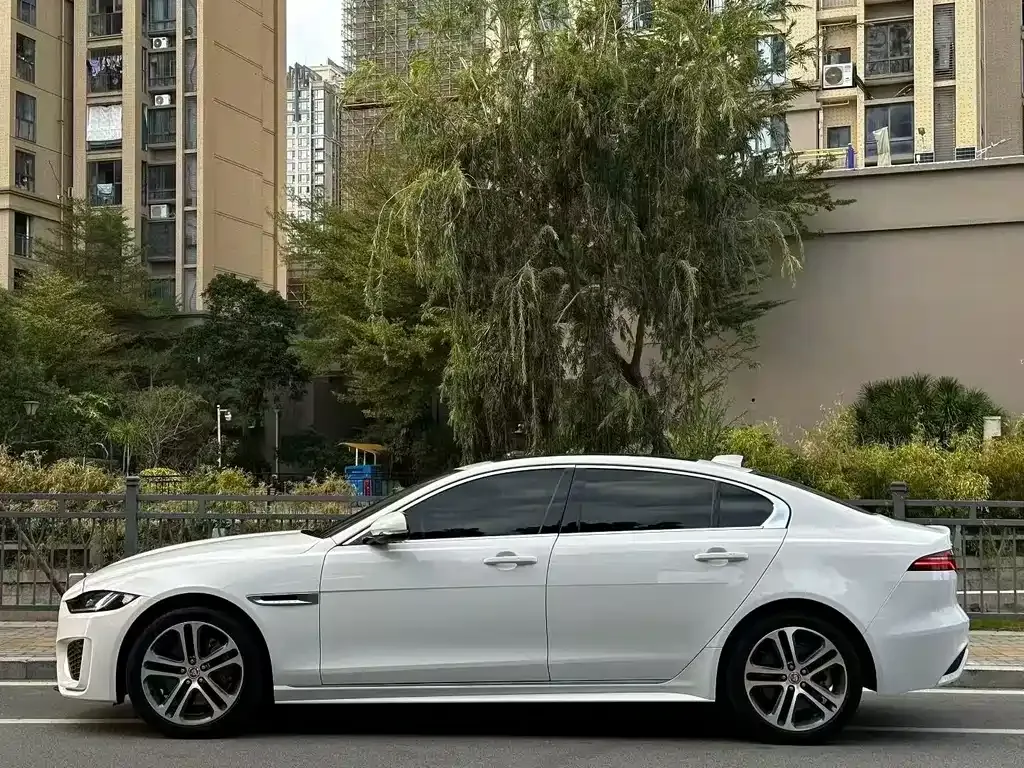 Jaguar XEL 2023 из CN, фото 9