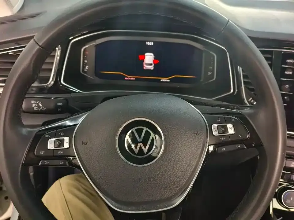 Volkswagen T-Roc 2022 из CN, фото 9