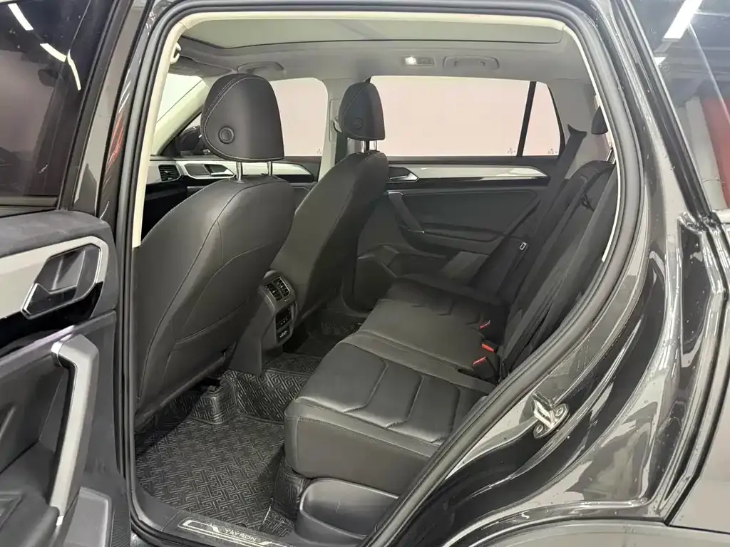 Volkswagen Tayron 2022 из CN, фото 9