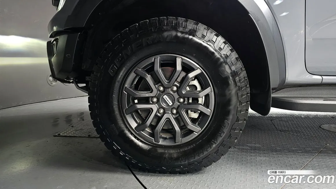 Ford Ranger — фото 10