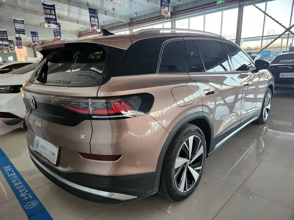 Volkswagen ID.6 X 2021 из CN, фото 6
