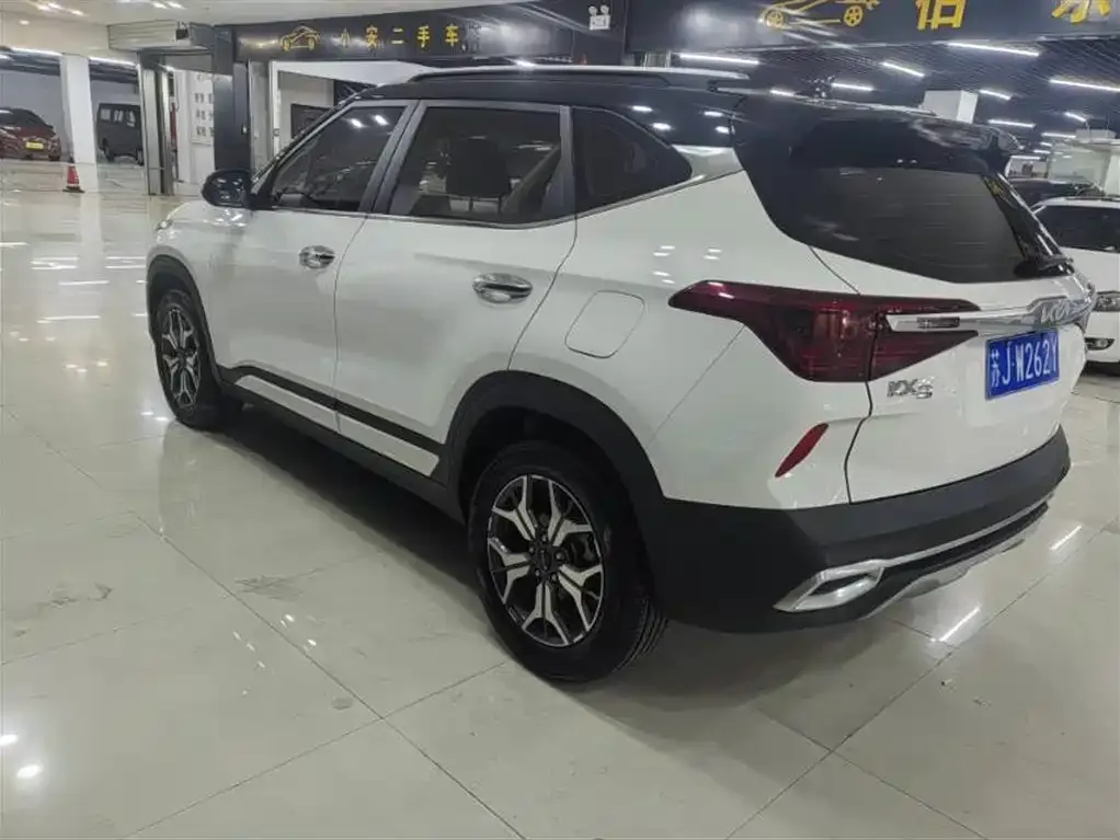 Kia KX3 — фото 4
