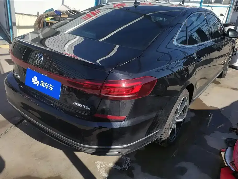 Volkswagen Passat 2024 из CN, фото 3