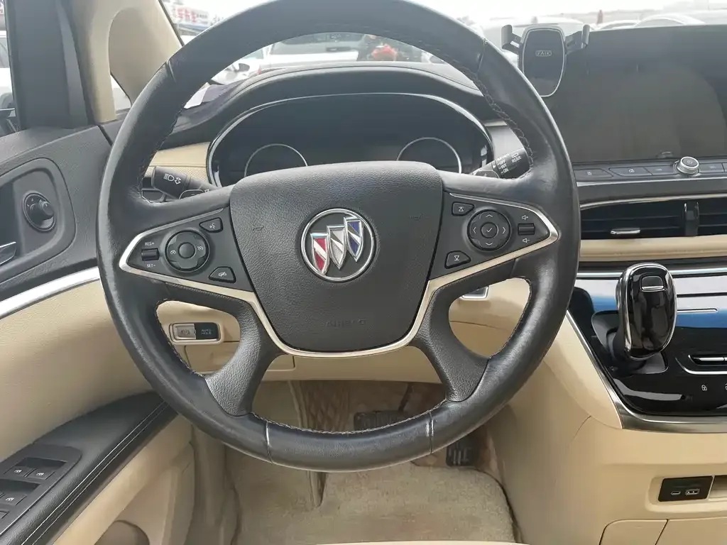 Buick GL8 2023 из CN, фото 7