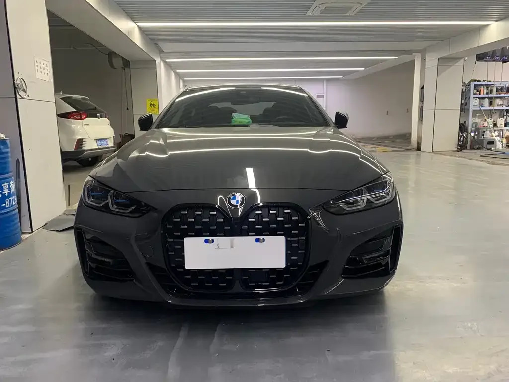 BMW 4 Series 2023 из CN, фото 10