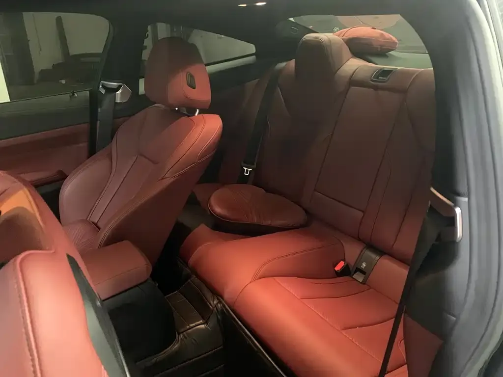 BMW 4 Series 2023 из CN, фото 4