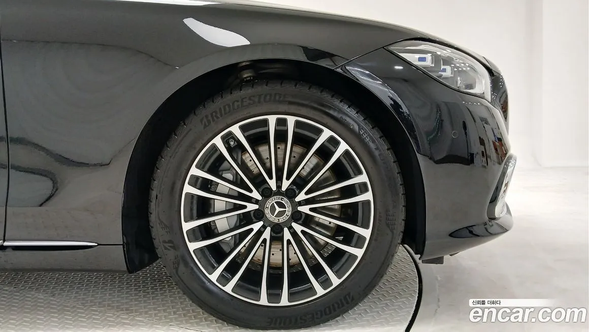 Mercedes-Benz S-Class 2025 из KR, фото 5