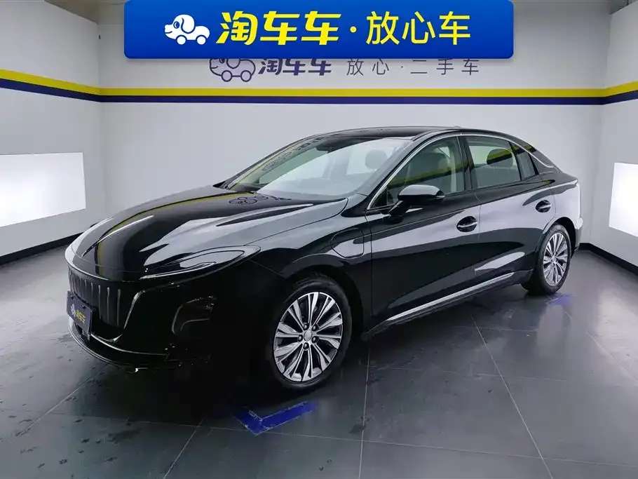 Hongqi E-QM5 2023 из CN, фото 1