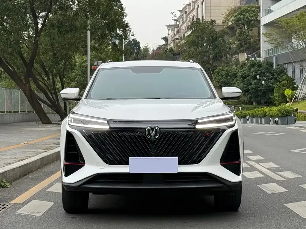 Changan CS75PLUS — фото 9