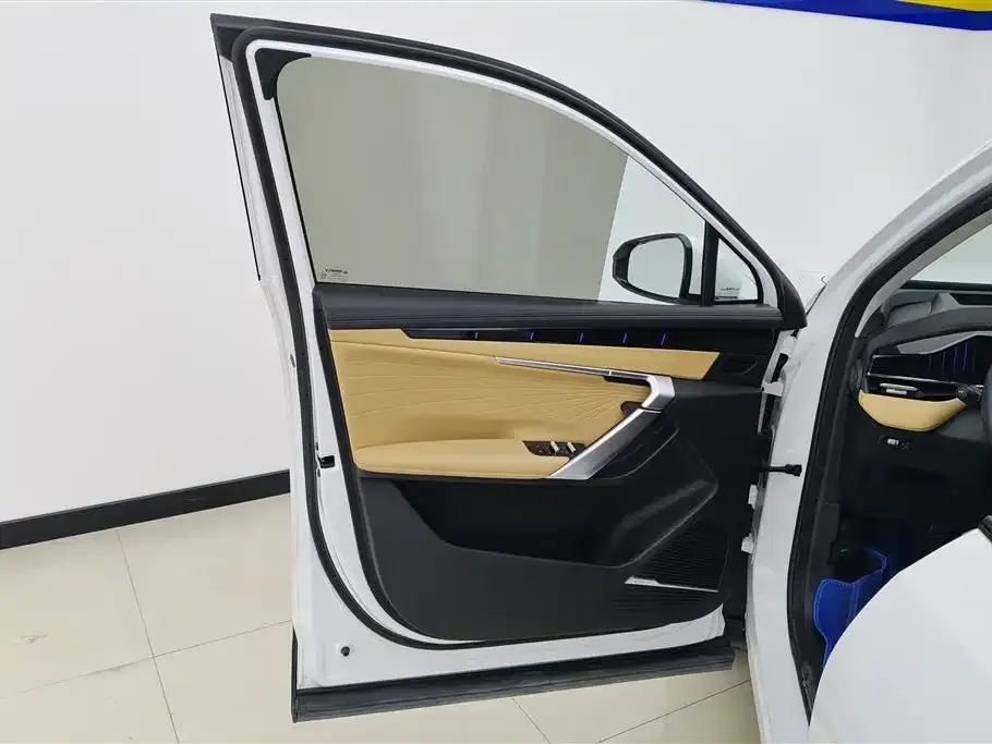 Geely Boyue L 2022 из CN, фото 4