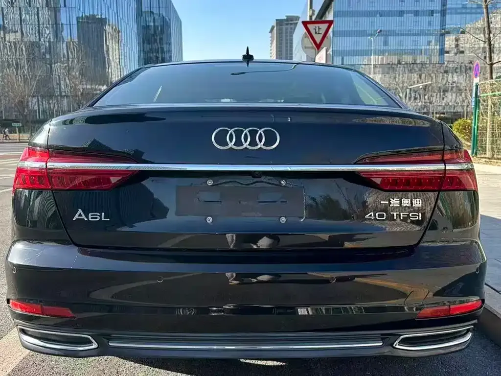 Audi A6L 2021 из CN, фото 4
