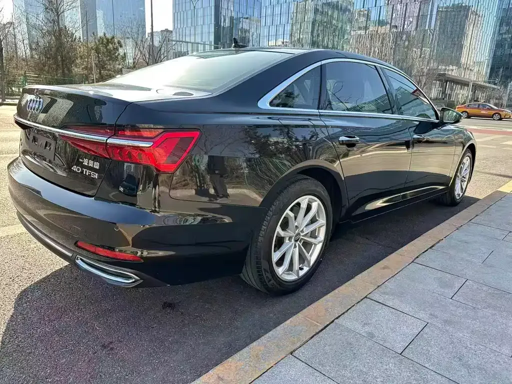 Audi A6L 2021 из CN, фото 7